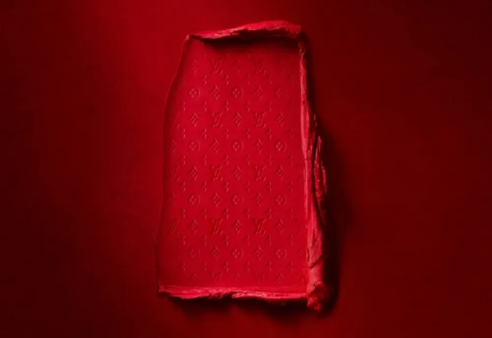 Louis Vuitton lansează o linie de make-up