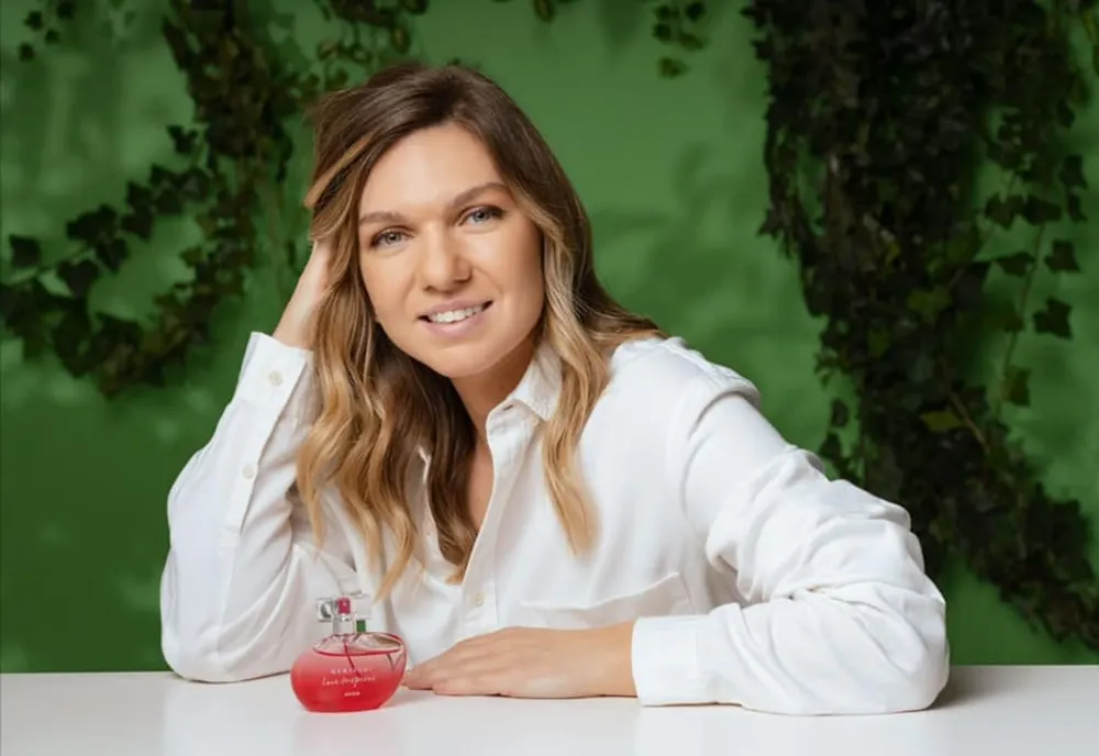 CUM S-A ÎMBRĂCAT SIMONA HALEP LA ÎNTÂLNIREA CU PAPA LEON LA VATICAN