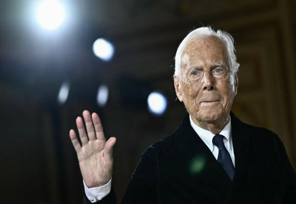 CINE VA MOȘTENI MILIARDELE LUI GIORGIO ARMANI. DESIGNERUL NU A AVUT COPII