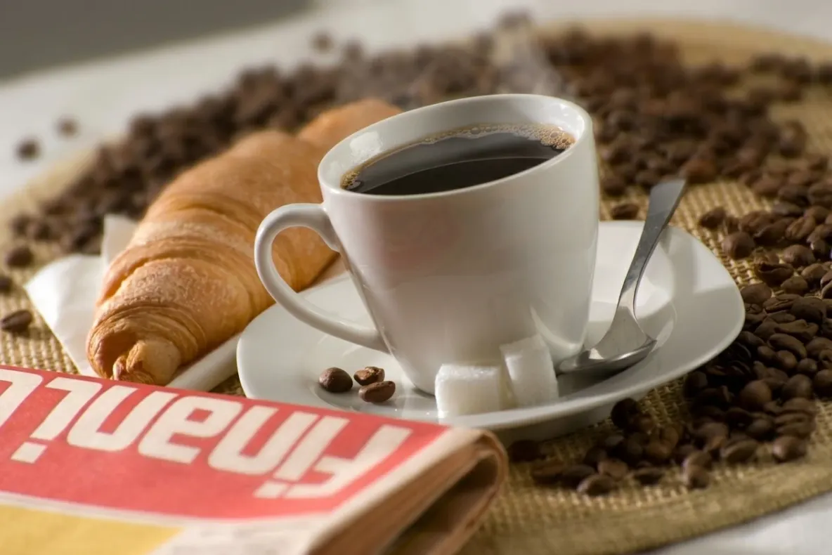 Cafeaua decofeinizată ar putea avea un avantaj surprinzător față de cea cu cofeină, arată un studiu