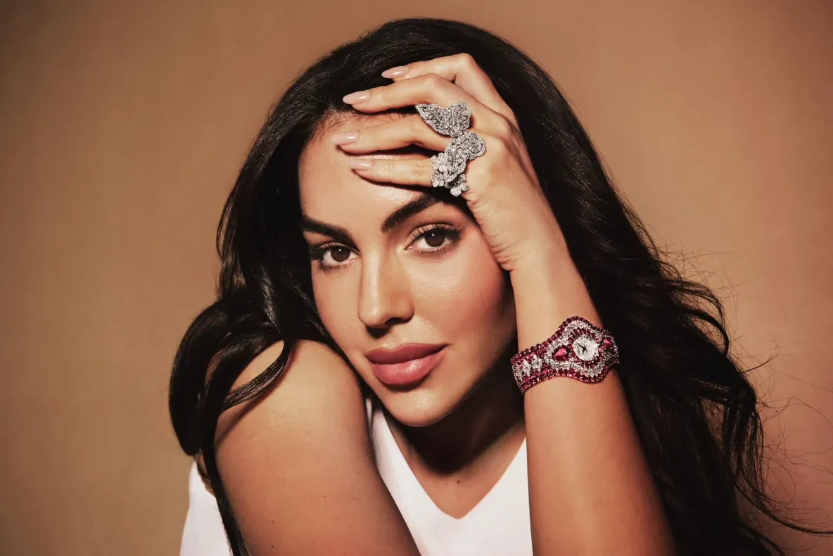 Georgina Rodriguez, apariție răvășitoare la Festivalul de Film de la Veneția. A pășit pe covorul roșu fără inelul de logodnă de 3 mil. $