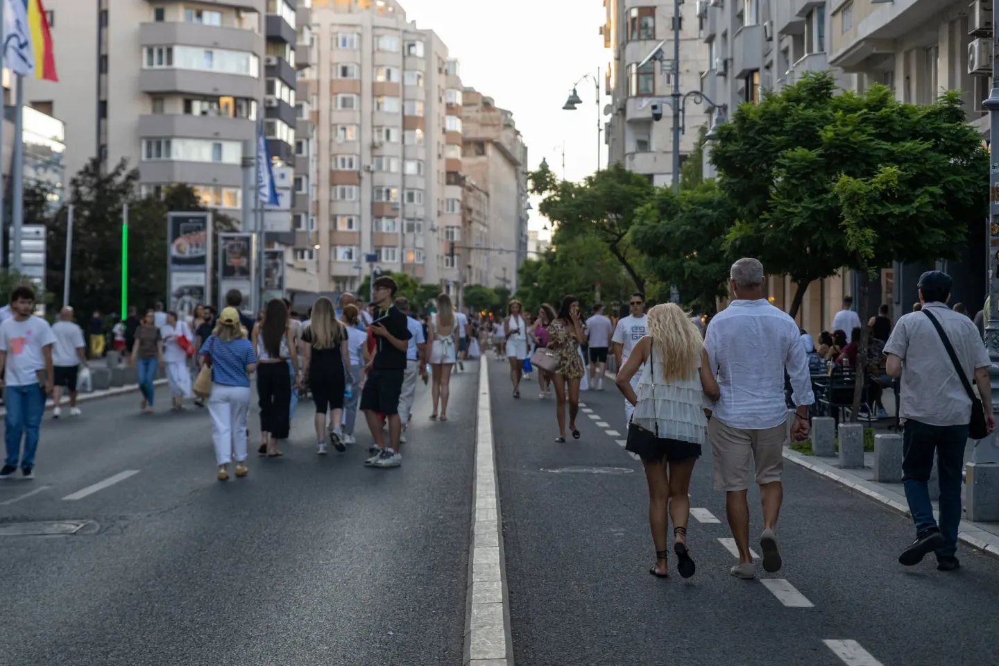 Calea Victoriei devine promenadă pietonală în ultimul weekend de vară, prin programul Străzi Deschise