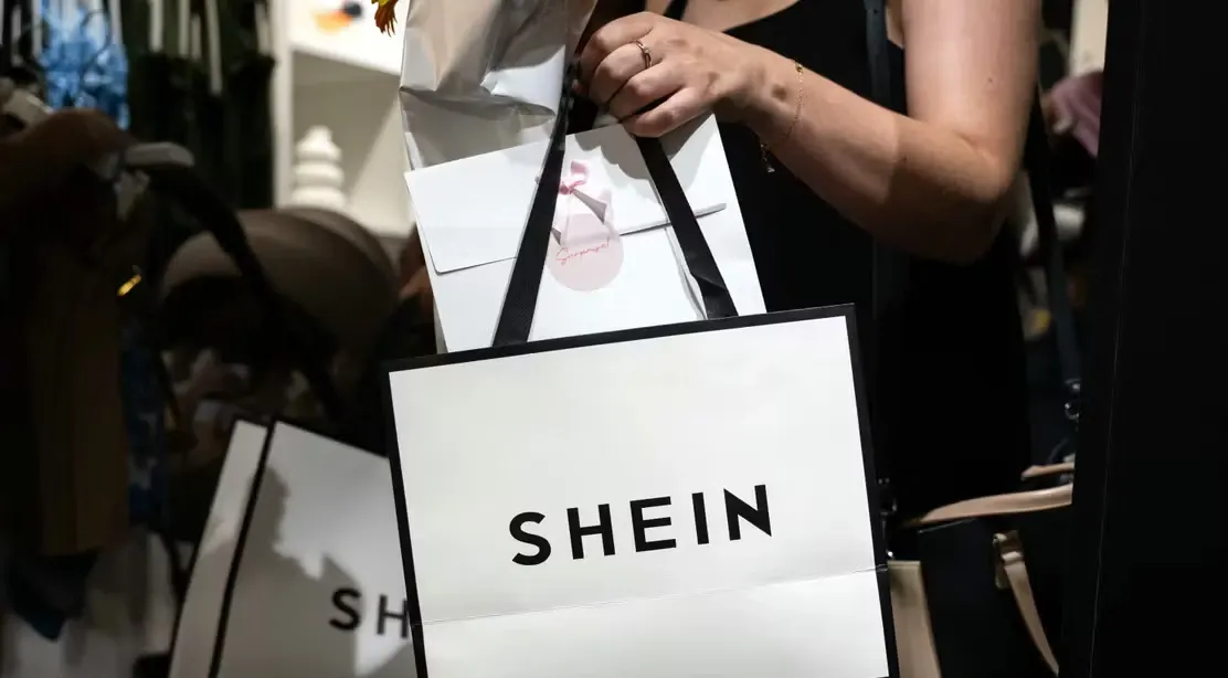 Shein intră pe bursă, deși evaluarea i s-a prăbușit cu 70% în patru ani