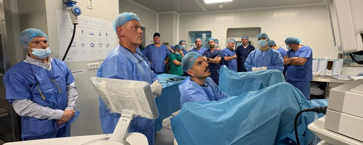 Premieră la Institutul Clinic Fundeni: intervenții HoLEP cu tehnologia MOSES, o tehnologie de ultimă generație în tratamentul minim invaziv al adenomului de prostată