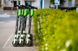 Trotinetele electrice închiriate nu vor mai putea fi folosite în parcurile din București