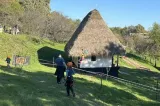 Trasee cu obstacole și tiroliană pentru copii, duminică, la Muzeul Satului din Baia Mare
