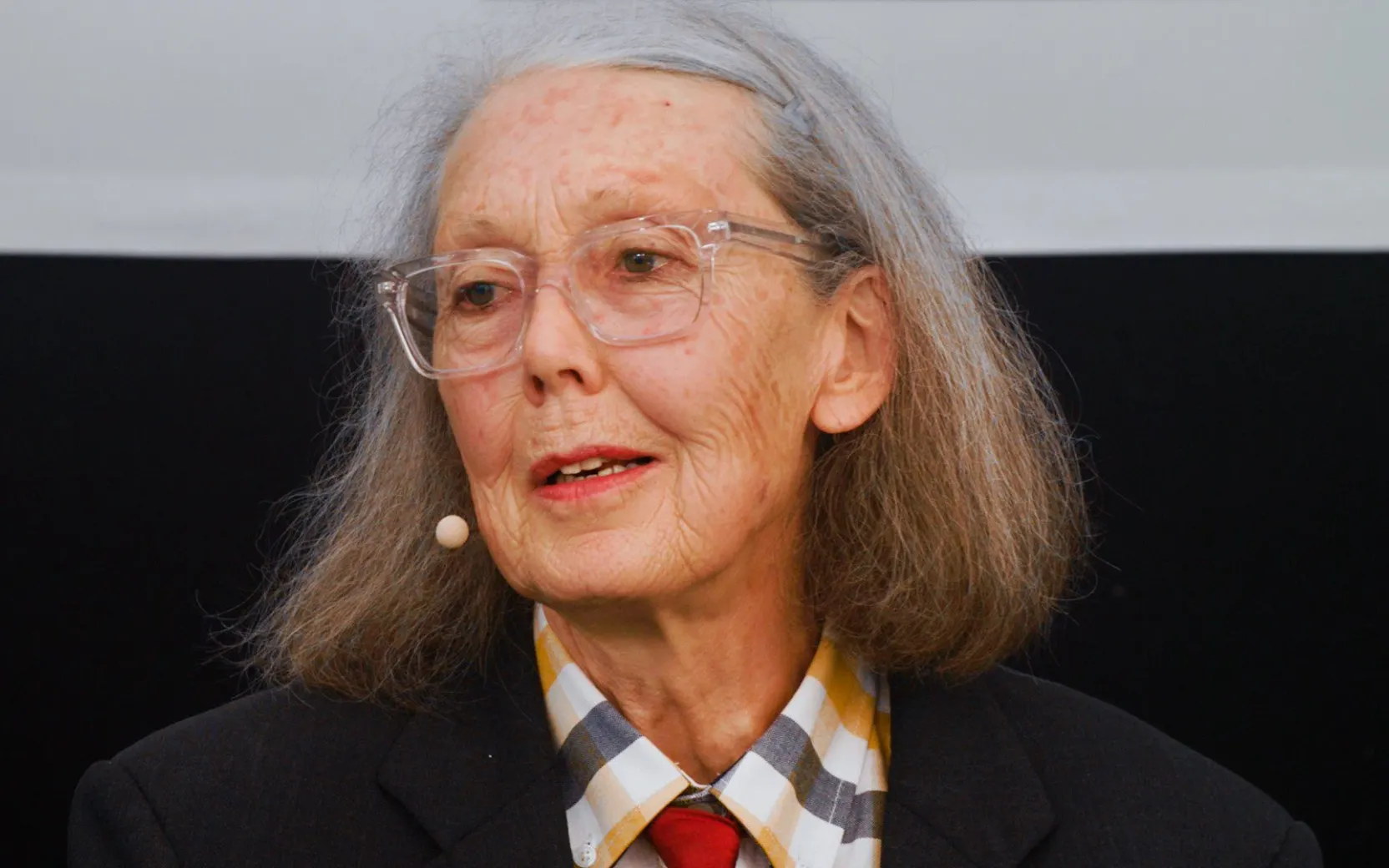 Cine e Anne Carson, laureata Premiului Nobel pentru Literatură pe 2026