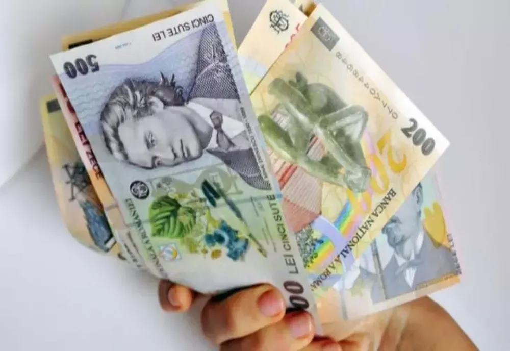 INS: Salariul mediu net a scăzut în luna mai