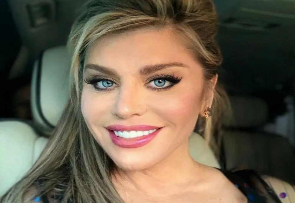 Loredana Groza, confundată cu una din surorile Kardashian - FOTO