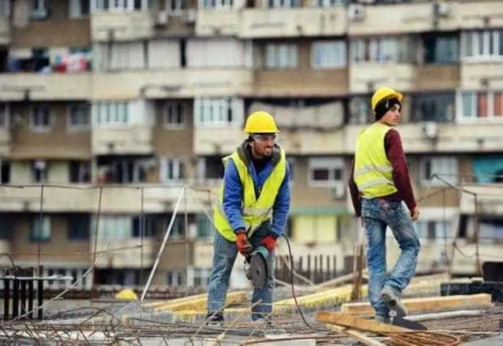 Circuit de facturare fictivă, descoperit în domeniul construcţiilor
