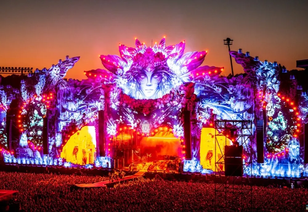 UNTOLD 2026, line-up complet. Ce artiști sunt programați în fiecare zi