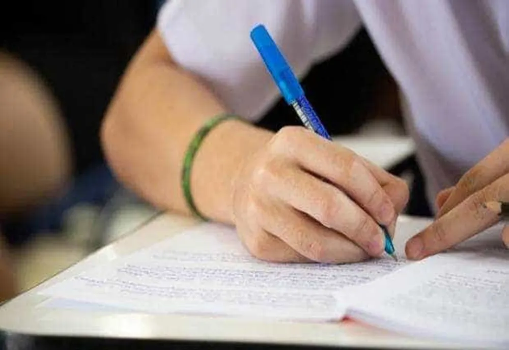 Sesiunea a doua a Bacalaureatului începe luni