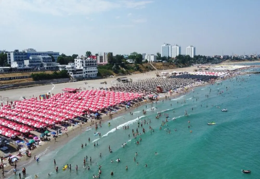 Avertisment DNSC pentru turiști: Cum recunoști ofertele false de cazare și cum eviți fraudele la rezervările online