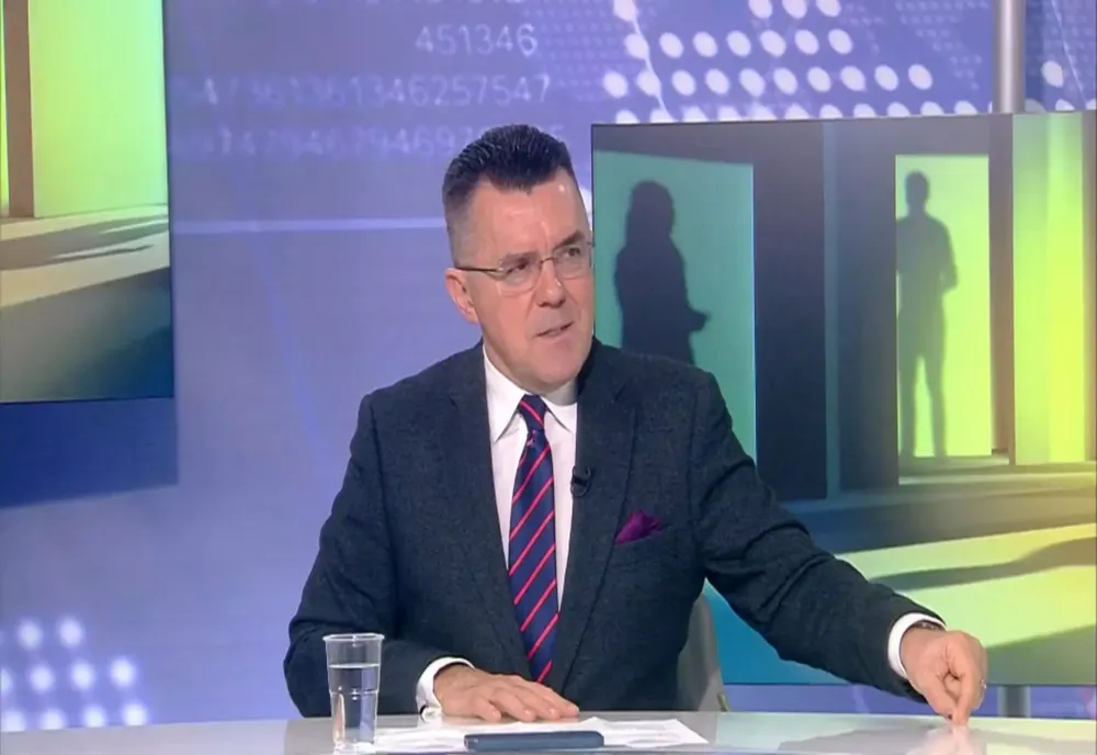 Dan Dungaciu (prim-vicepreședinte AUR): „Dronele ca hârtie de turnesol”