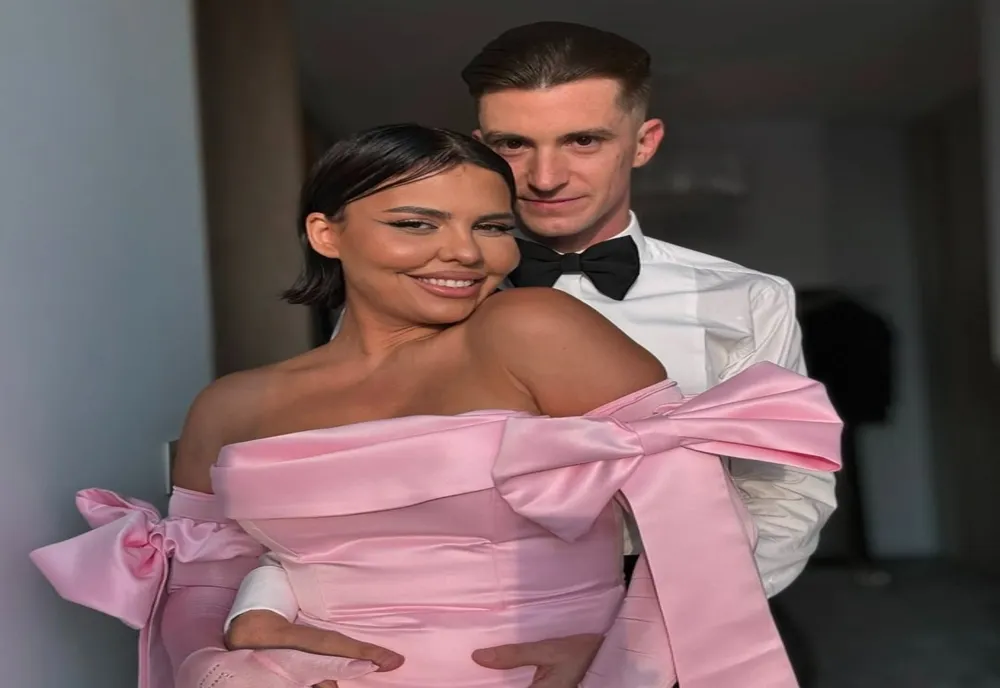 Andreea Popescu a ieșit la prima întâlnire după divorțul de Rareș Cojoc