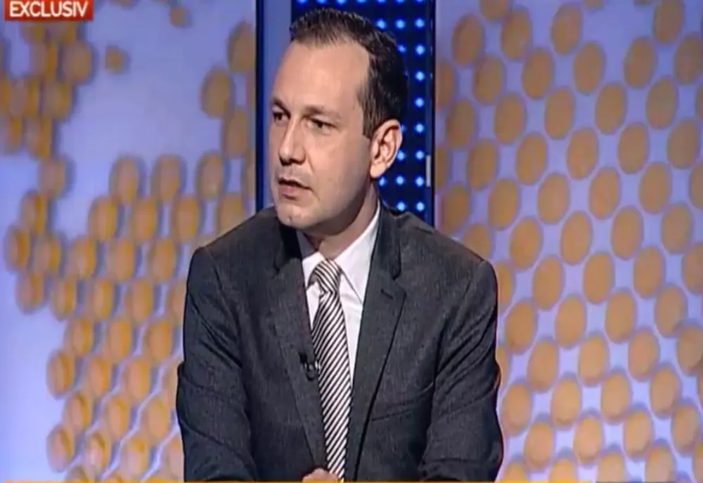 Dr. Radu Țincu: „Politicul sacrifică populația”. Medicul cere criterii de performanță și condamnă soluțiile „de avarie”
