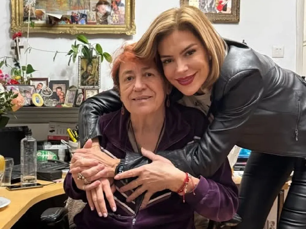 Mama Roxanei Ciuhulescu a murit