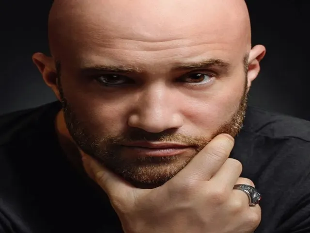 Mihai Bendeac, ironie la adresa nostalgicilor comunismului: „Am găsit singura postare de pe Facebook care nu va avea parte de hate”