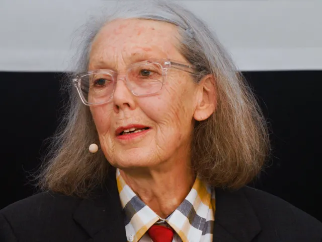 Cine e Anne Carson, laureata Premiului Nobel pentru Literatură pe 2026