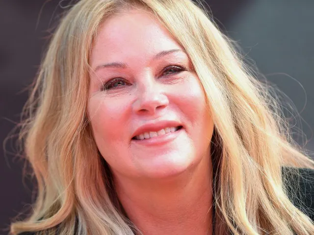 Christina Applegate spune că a fost diagnosticată greşit cu scleroză multiplă