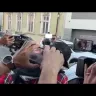 Trapperul Ian a fost reținut pentru 24 de ore, după ce a urinat pe scenă în fața a sute de spectatori